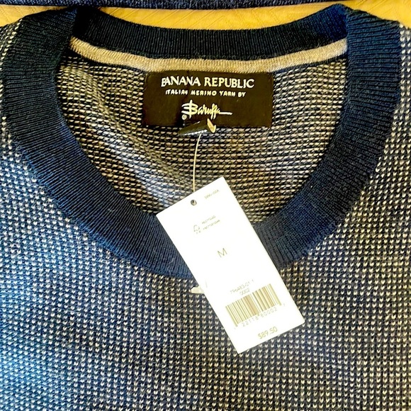 Banana republic NWT ITALIN MERINK YEB BY BARUFFA SWEATER